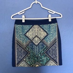 NWOT H&M Pattern Mini Skirt!! Size 4.